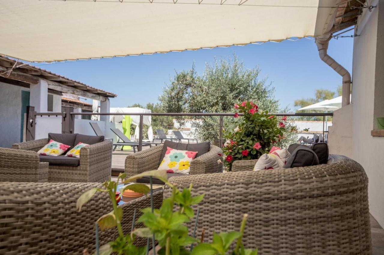 Hotel La Palunette แซ็งต์-มารี-เดอ-ลา-แมร์ ภายนอก รูปภาพ