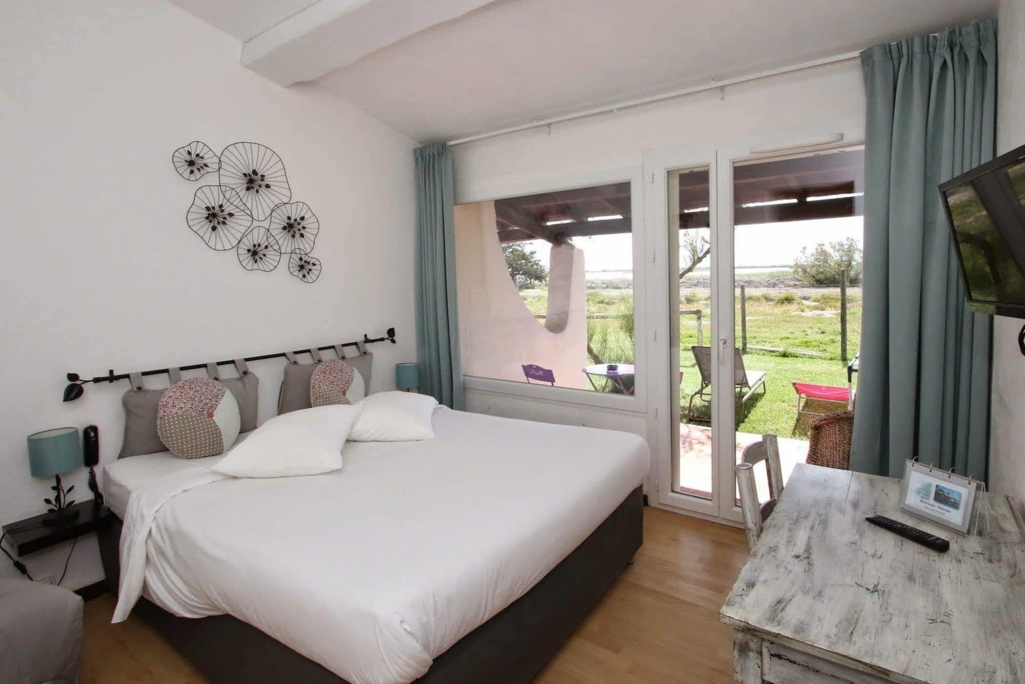Hotel La Palunette แซ็งต์-มารี-เดอ-ลา-แมร์ ภายนอก รูปภาพ